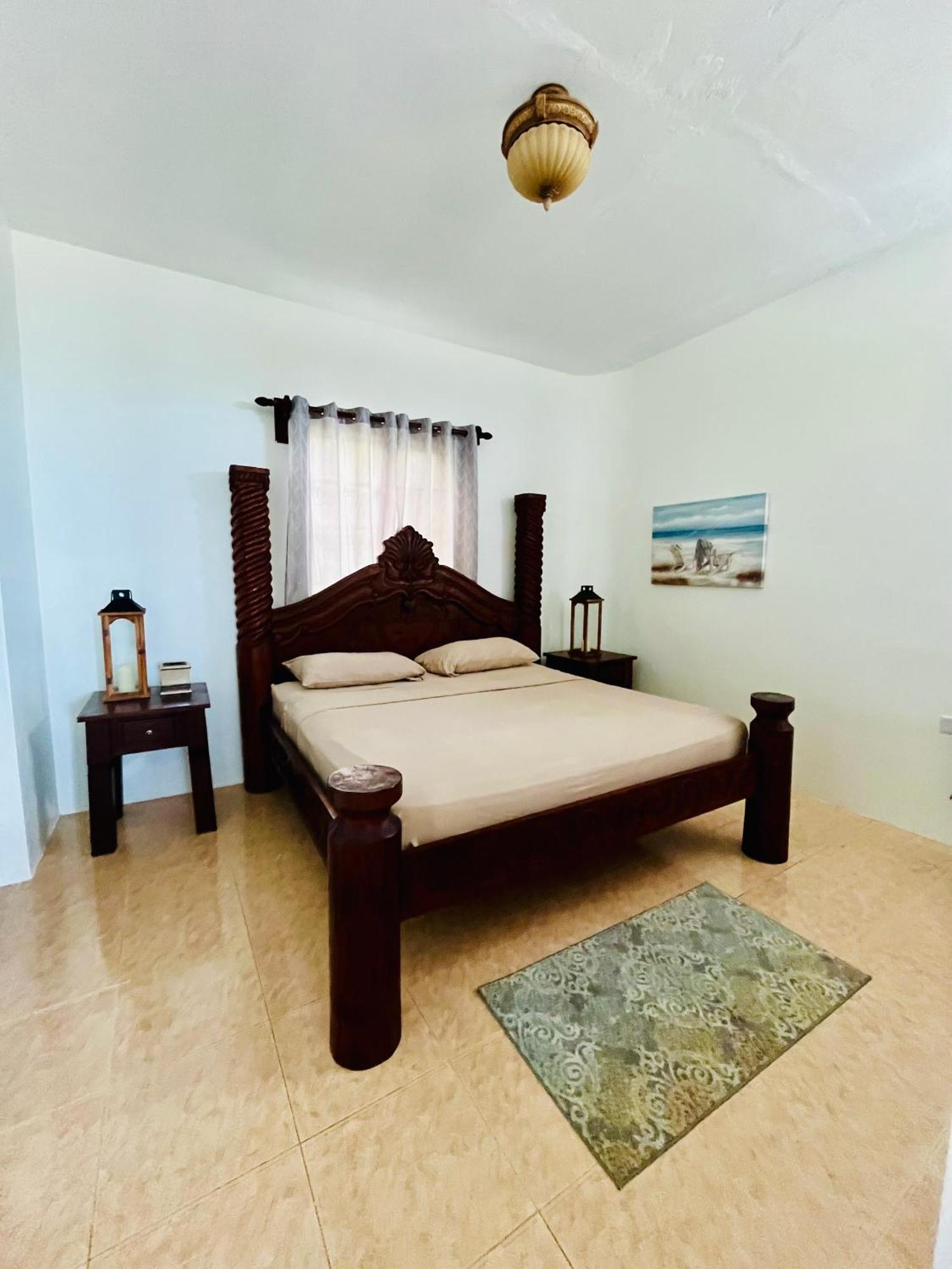 Sea View Apartments Kingstown Luaran gambar